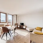 Appartement Lumineux Et Contemporain