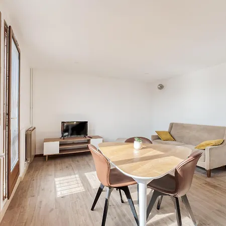Lumineux Et Contemporain Apartment Paris